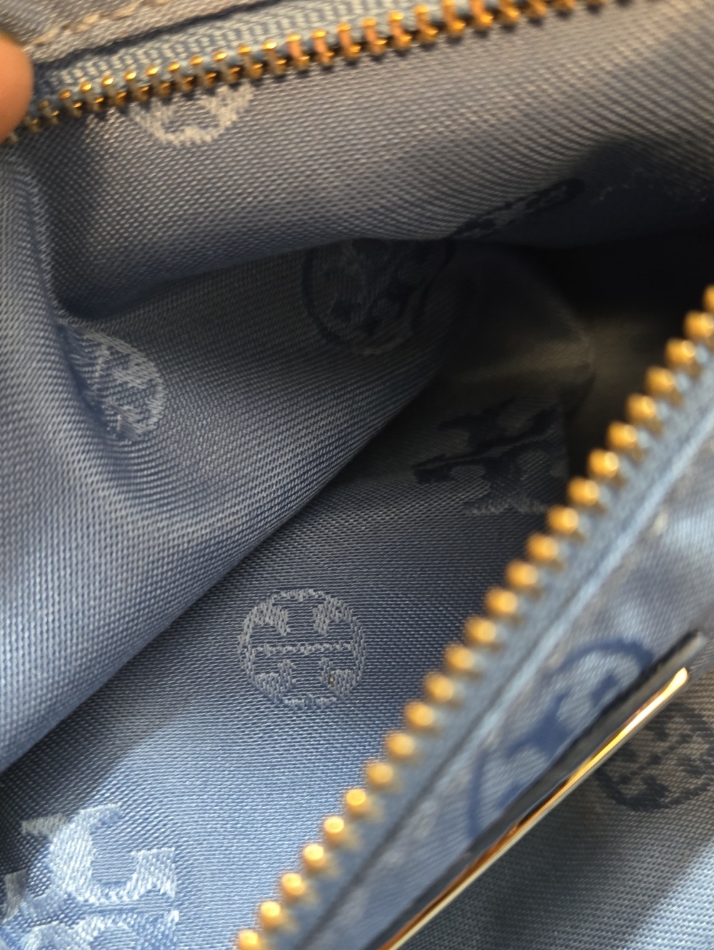 EUC Tory Burch Slate Blue Pebbled Leather Crossbody with Gold Chain - Picture 13 of 13